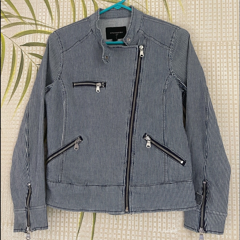 Banana Republic Railroad indigo /white Moto Jean Jacket Size S